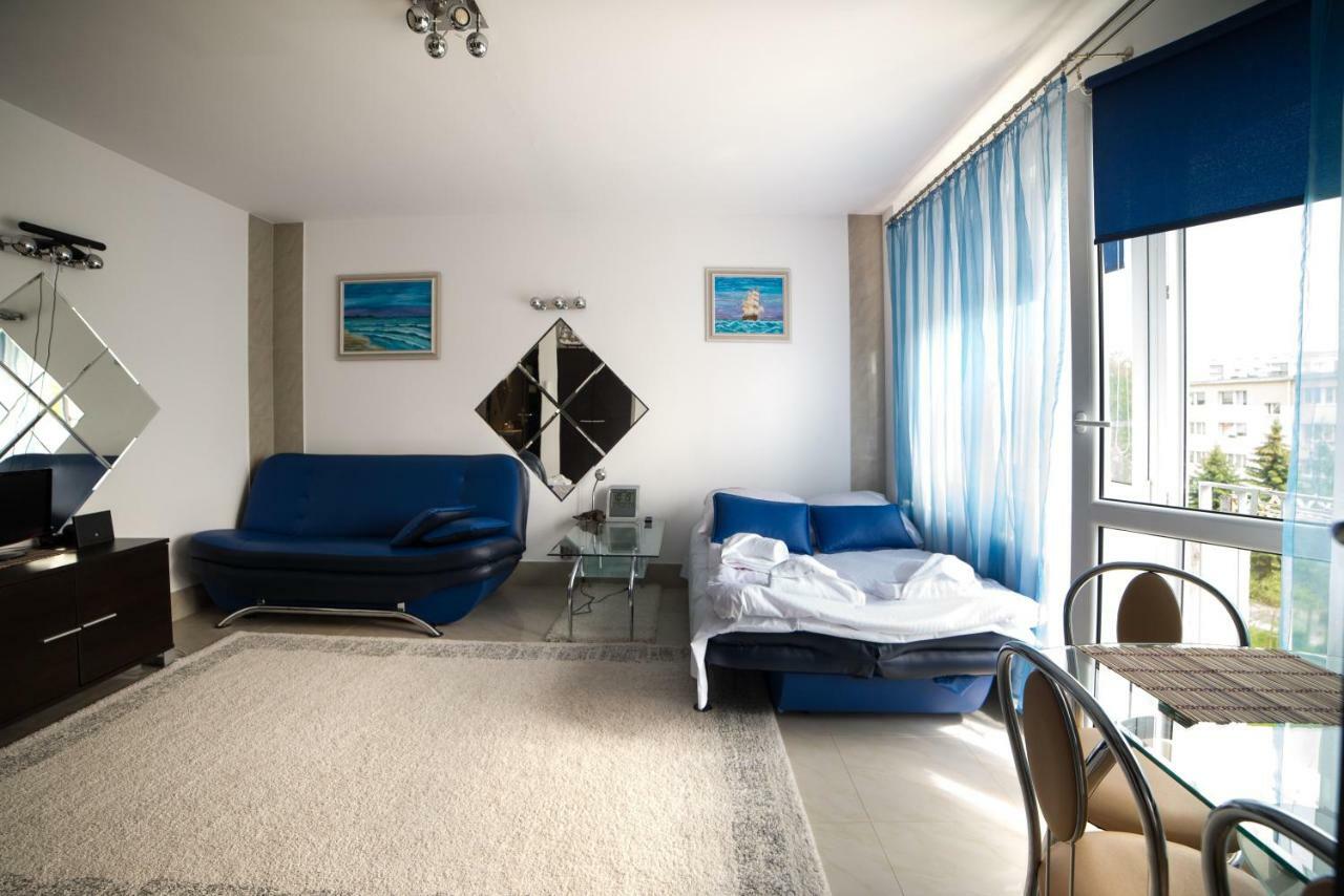 Arena Apartinfo Apartamenty กดัญสก์ ภายนอก รูปภาพ